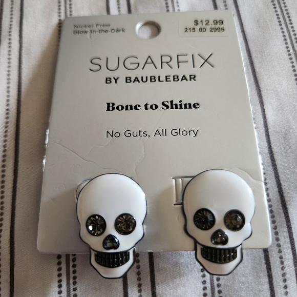 BaubleBar Jewelry - BNWT Sugarfix by Baublebar skull earrings